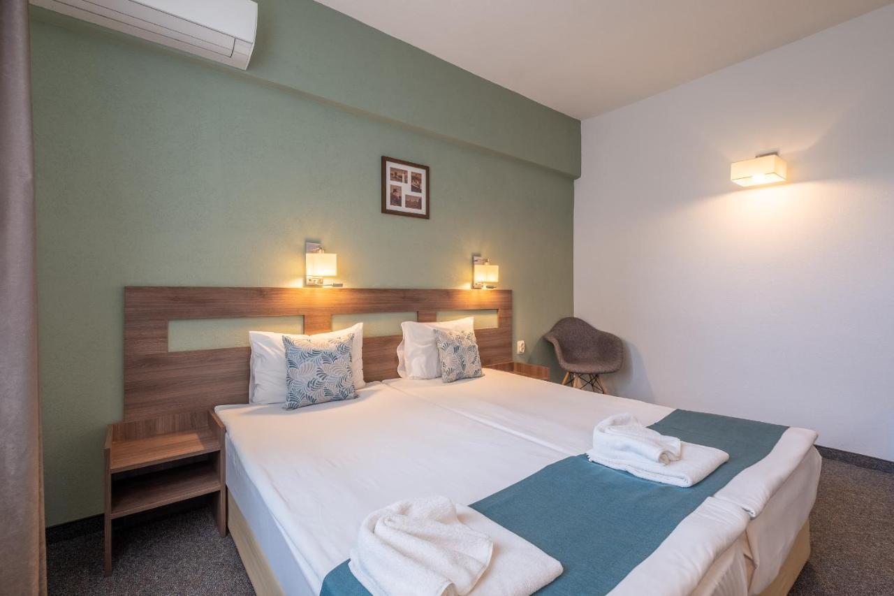 Park Hotel Asenevtsi Veliko Tarnovo Exterior photo