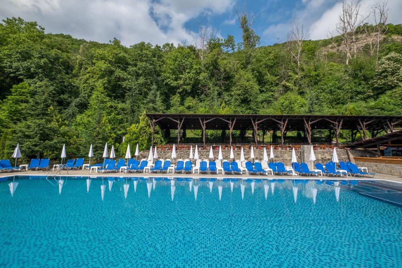 Park Hotel Asenevtsi Veliko Tarnovo Exterior photo
