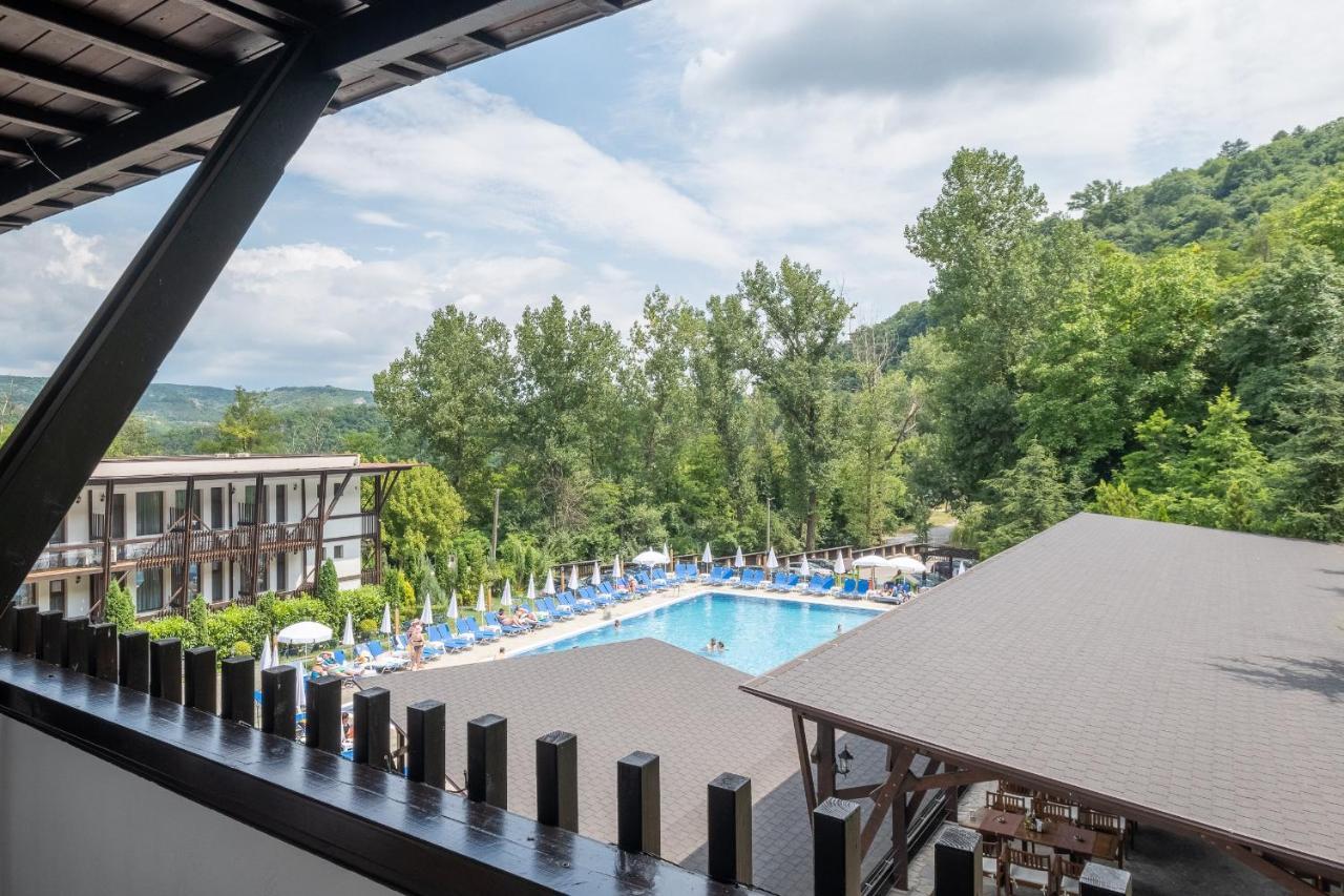 Park Hotel Asenevtsi Veliko Tarnovo Exterior photo