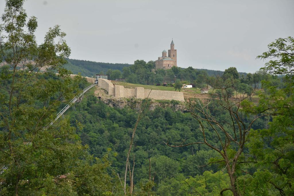 Park Hotel Asenevtsi Veliko Tarnovo Exterior photo